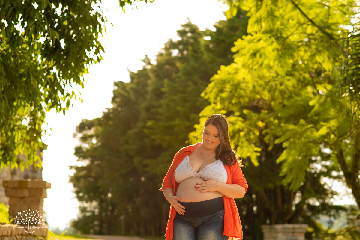 Fernanda – Robson – Joaquim – Caetano – Vinícola Nardello – Tarde de Sol – Campo – Gestante – Grávida – Ensaio Gestante – Felicidade – Amor – Menino – Vida – Pelotas – Quarteto – Fernanda + Robson = Joaquim e Caetano – Antonio Rocha Fotografias – Família 