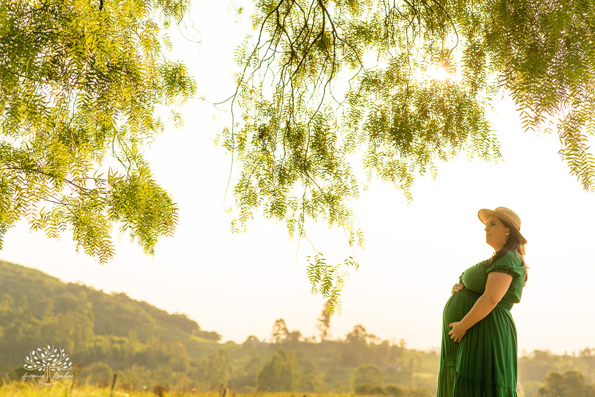 Fernanda – Robson – Joaquim – Caetano – Vinícola Nardello – Tarde de Sol – Campo – Gestante – Grávida – Ensaio Gestante – Felicidade – Amor – Menino – Vida – Pelotas – Quarteto – Fernanda + Robson = Joaquim e Caetano – Antonio Rocha Fotografias – Família 