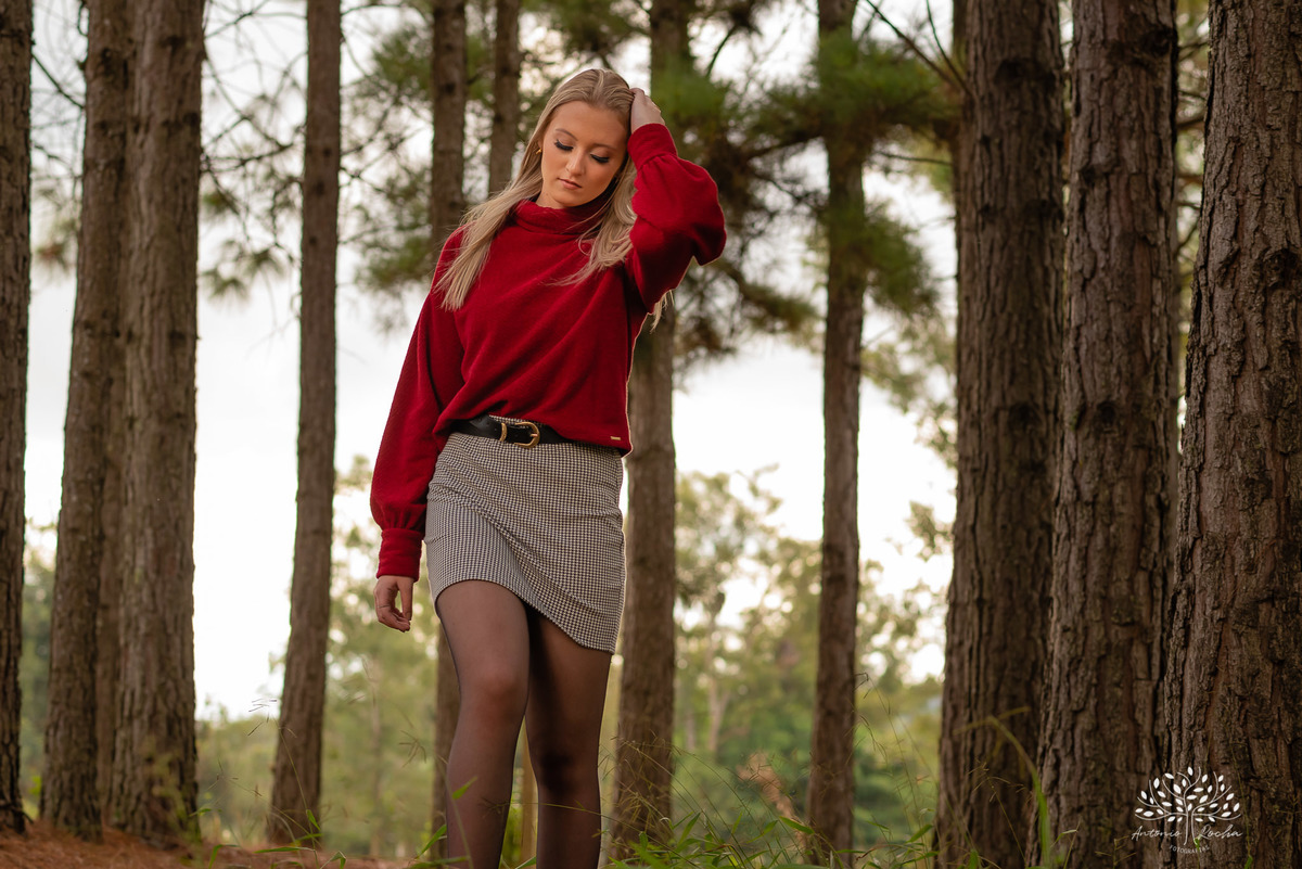 Milena – Milena 15 Anos – Ensaio – Ensaio Debutante – Chácara Família Fiss – Debutante – Campo – Felicidade – Foto Premiada – Loira – Fotografia de Família – Debutante – Pôr do Sol – Exigente – Dourado – Antonio Rocha Fotografias – Pelotas – Linda – Dogs 