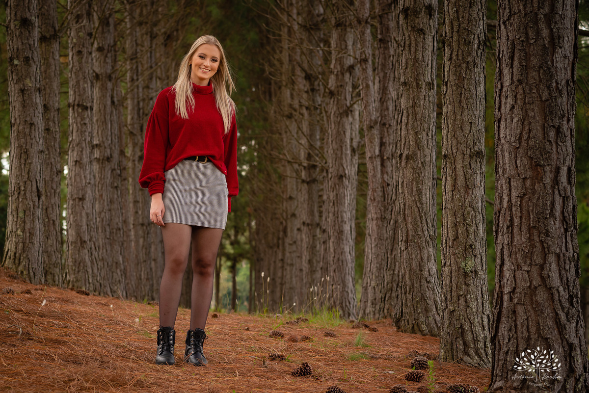Milena – Milena 15 Anos – Ensaio – Ensaio Debutante – Chácara Família Fiss – Debutante – Campo – Felicidade – Foto Premiada – Loira – Fotografia de Família – Debutante – Pôr do Sol – Exigente – Dourado – Antonio Rocha Fotografias – Pelotas – Linda – Dogs 