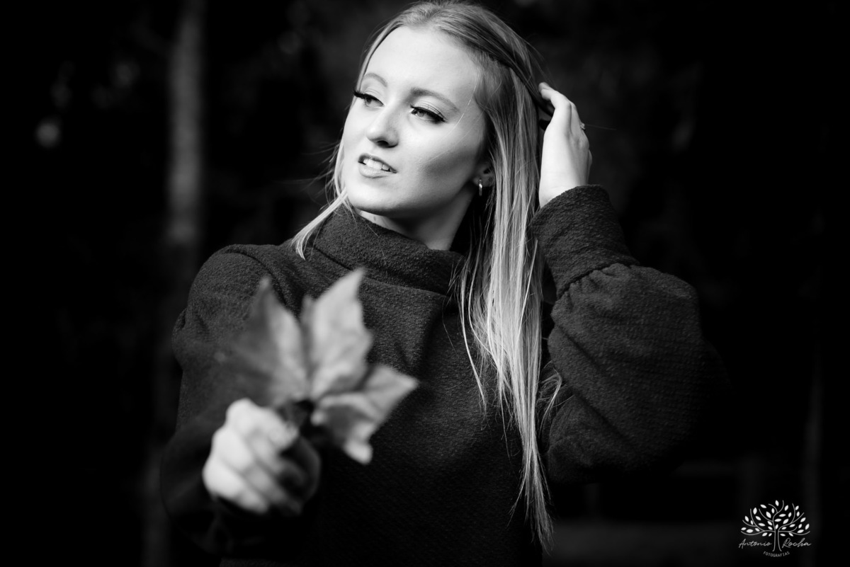 Milena – Milena 15 Anos – Ensaio – Ensaio Debutante – Chácara Família Fiss – Debutante – Campo – Felicidade – Foto Premiada – Loira – Fotografia de Família – Debutante – Pôr do Sol – Exigente – Dourado – Antonio Rocha Fotografias – Pelotas – Linda – Dogs 