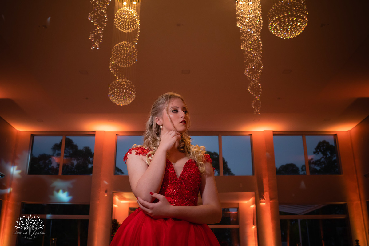Milena – Milena 15 Anos – Festa – Festa Debutante – Chácara do Amanhecer – Debutante – Campo – Felicidade – Loira – Fotografia de Família – Debutante – Pôr do Sol – Exigente – Vermelho – Antonio Rocha Fotografias – Pelotas – Quinze Anos – Alegria – Feliz