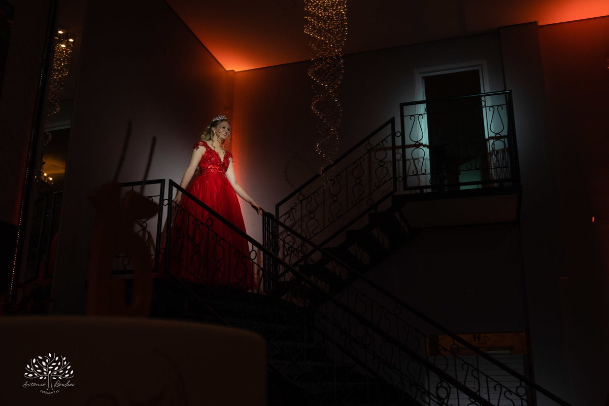 Milena – Milena 15 Anos – Festa – Festa Debutante – Chácara do Amanhecer – Debutante – Campo – Felicidade – Loira – Fotografia de Família – Debutante – Pôr do Sol – Exigente – Vermelho – Antonio Rocha Fotografias – Pelotas – Quinze Anos – Alegria – Feliz