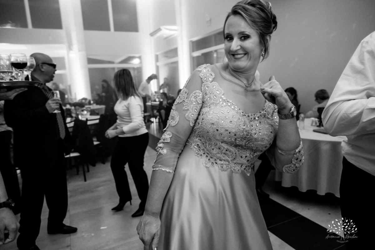 Milena – Milena 15 Anos – Festa – Festa Debutante – Chácara do Amanhecer – Debutante – Campo – Felicidade – Loira – Fotografia de Família – Debutante – Pôr do Sol – Exigente – Vermelho – Antonio Rocha Fotografias – Pelotas – Quinze Anos – Alegria – Feliz