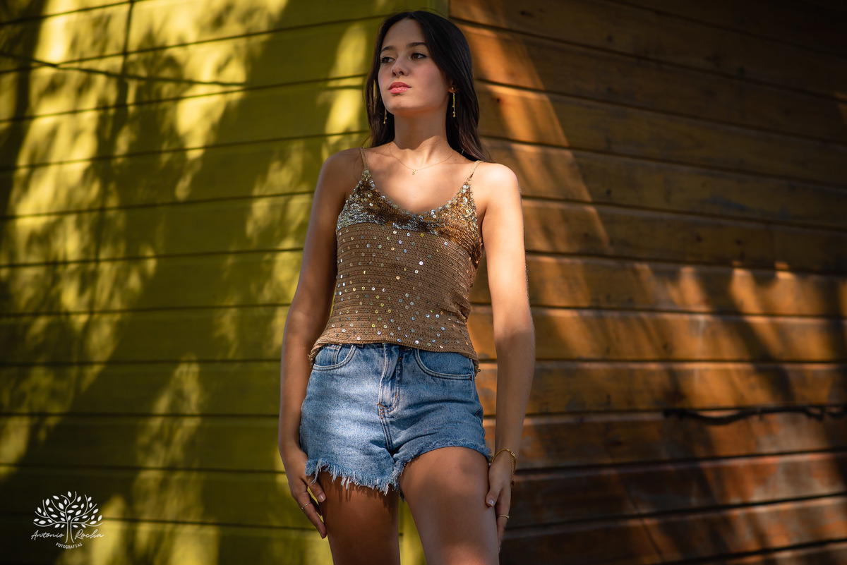 Nathália – Nathália 15 Anos – Ensaio – Ensaio Debutante – Parque Stone Land – Debutante – Campo – Felicidade – Livro – Fotografia de Família – Debutante – Pôr do Sol – Sorrir – Sorriso – Antonio Rocha Fotografias – Pelotas – Linda – Ensaio Externo – Vida 