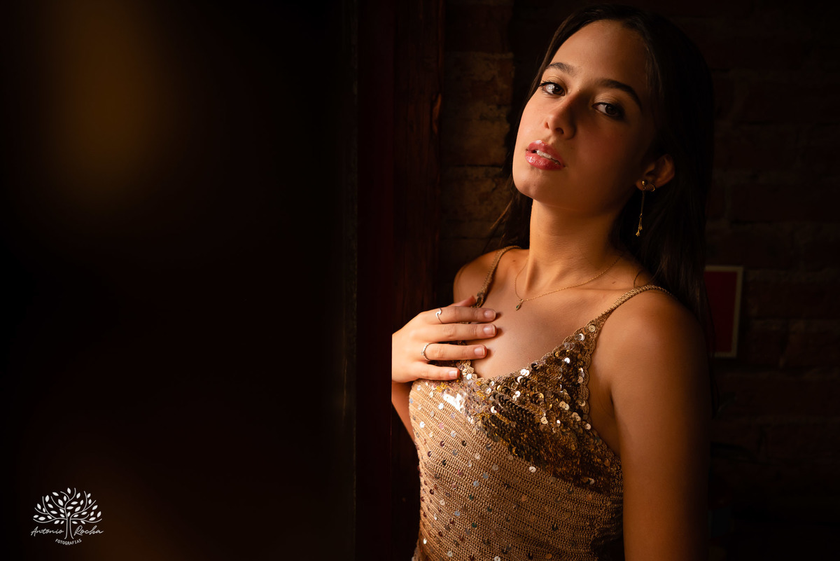 Nathália – Nathália 15 Anos – Ensaio – Ensaio Debutante – Parque Stone Land – Debutante – Campo – Felicidade – Livro – Fotografia de Família – Debutante – Pôr do Sol – Sorrir – Sorriso – Antonio Rocha Fotografias – Pelotas – Linda – Ensaio Externo – Vida 