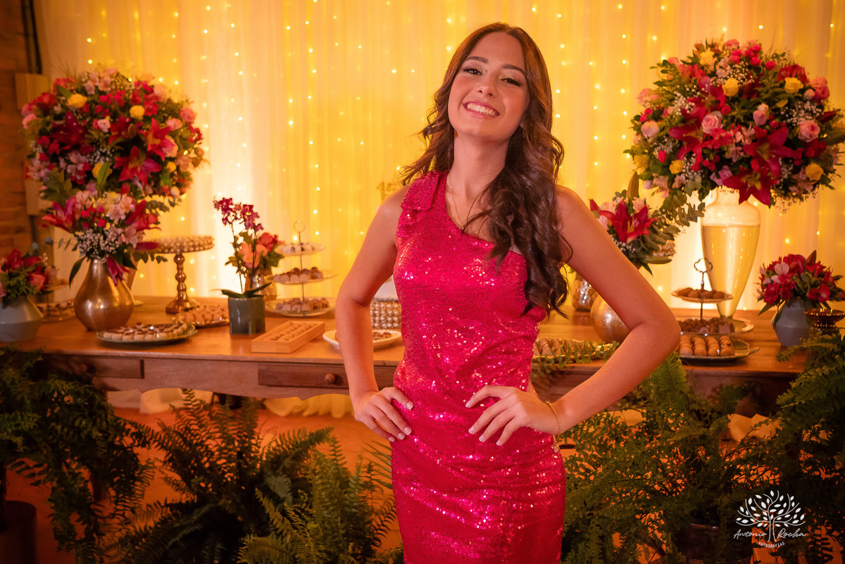 Nathália – Nathália 15 Anos – Festa 15 Anos – Debutante – Dom Manuel Quinta de Eventos – Festa – Felicidade – Fotografia de Família – Quinze Anos – 15 Anos – Sorrir – Sorriso – Antonio Rocha Fotografias – Pelotas – Linda – Vida Boa – Festão – Noite Linda 