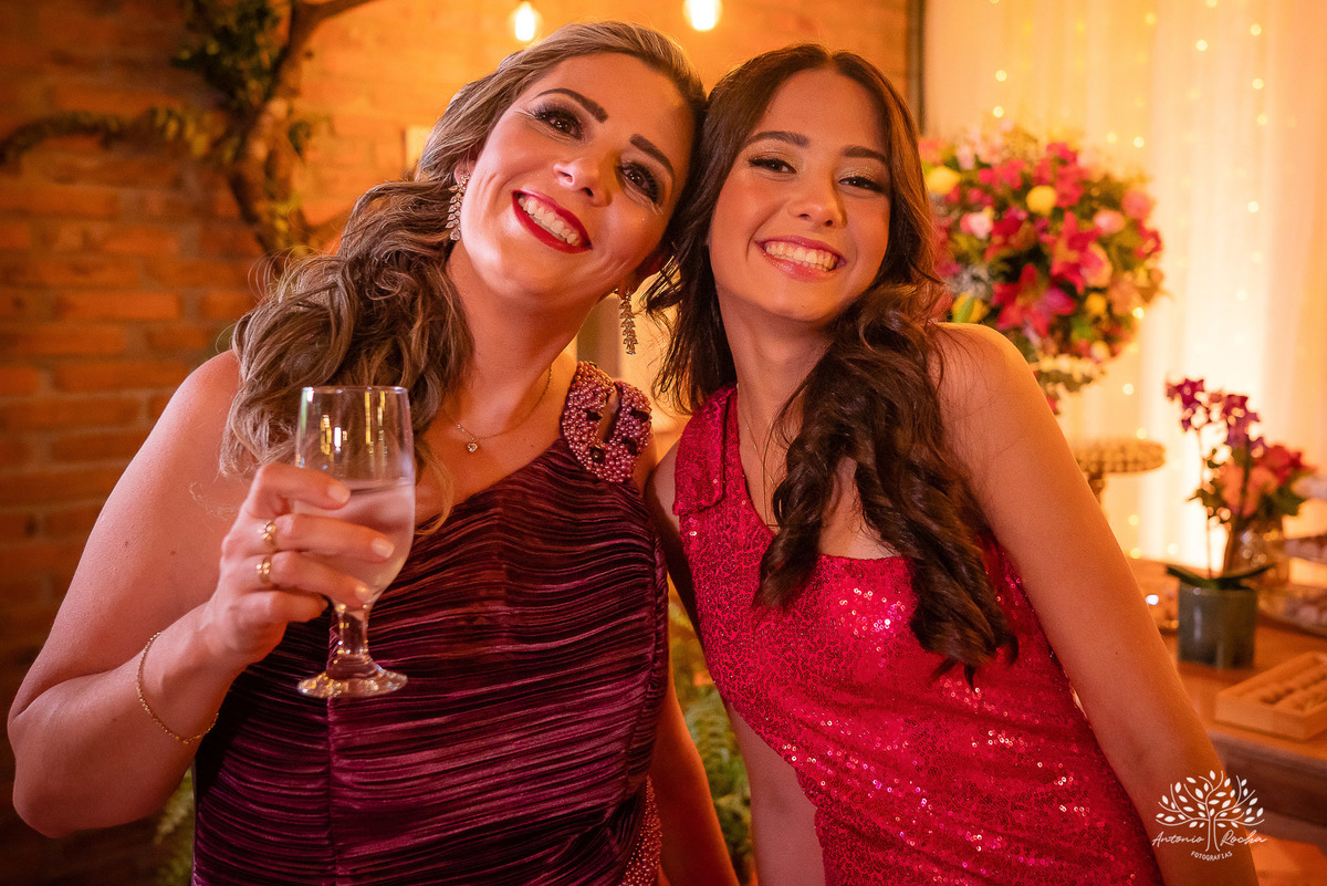 Nathália – Nathália 15 Anos – Festa 15 Anos – Debutante – Dom Manuel Quinta de Eventos – Festa – Felicidade – Fotografia de Família – Quinze Anos – 15 Anos – Sorrir – Sorriso – Antonio Rocha Fotografias – Pelotas – Linda – Vida Boa – Festão – Noite Linda 