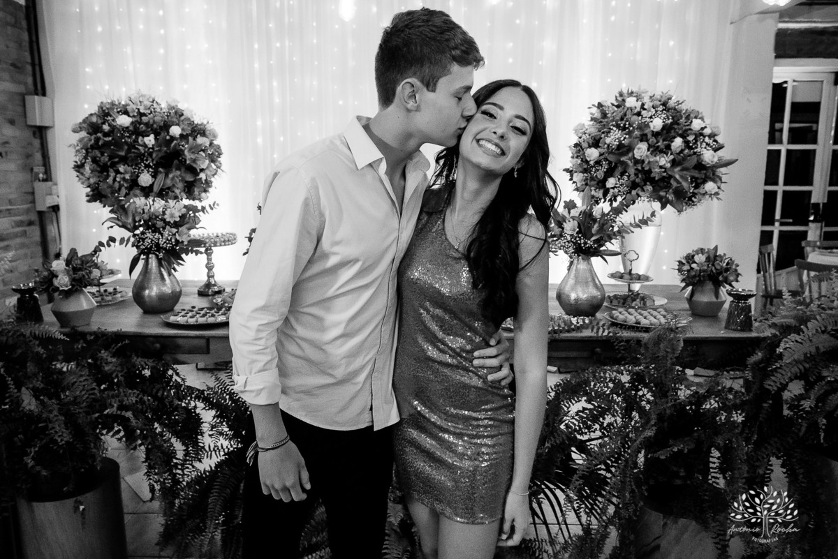 Nathália – Nathália 15 Anos – Festa 15 Anos – Debutante – Dom Manuel Quinta de Eventos – Festa – Felicidade – Fotografia de Família – Quinze Anos – 15 Anos – Sorrir – Sorriso – Antonio Rocha Fotografias – Pelotas – Linda – Vida Boa – Festão – Noite Linda 