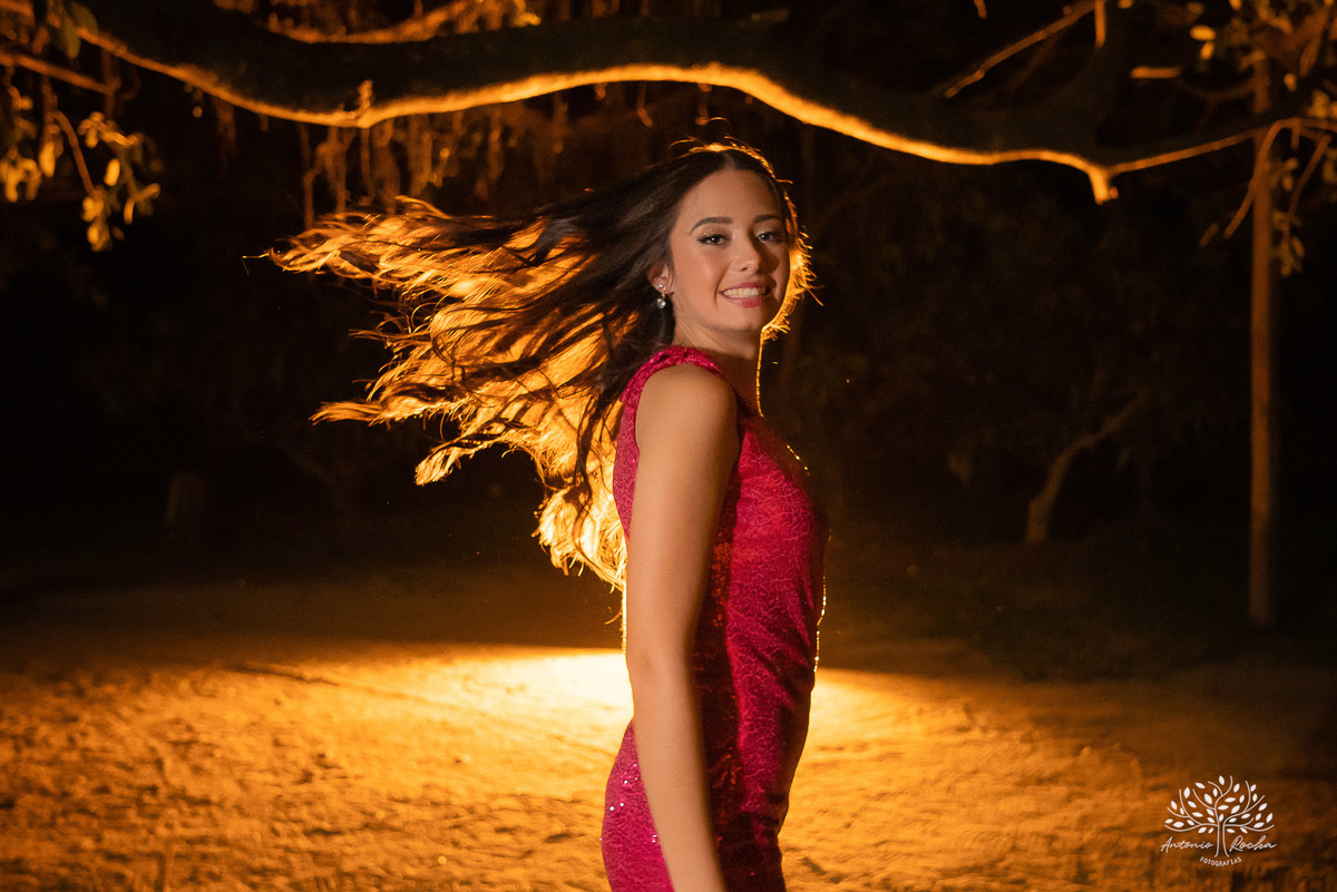 Nathália – Nathália 15 Anos – Festa 15 Anos – Debutante – Dom Manuel Quinta de Eventos – Festa – Felicidade – Fotografia de Família – Quinze Anos – 15 Anos – Sorrir – Sorriso – Antonio Rocha Fotografias – Pelotas – Linda – Vida Boa – Festão – Noite Linda 