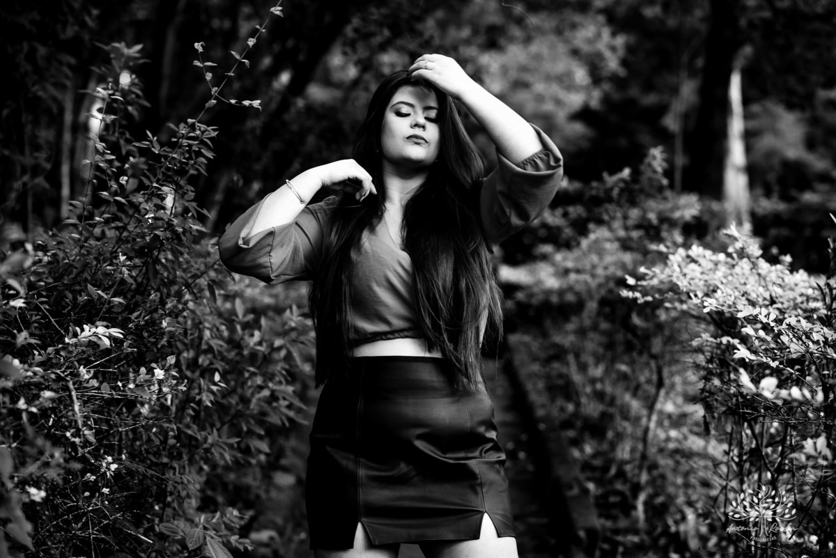 Julia Insaurriaga – Julia 15 Anos – Ensaio – Ensaio Debutante – Chácara da Família Fiss – Debutante – Campo – Felicidade – Chimarrão – Fotografia de Família – Debutante – Pôr do Sol – Vestido – Azul – Antonio Rocha Fotografias – Pelotas – Linda – Viver