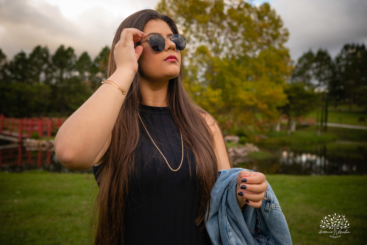 Julia Insaurriaga – Julia 15 Anos – Ensaio – Ensaio Debutante – Chácara da Família Fiss – Debutante – Campo – Felicidade – Chimarrão – Fotografia de Família – Debutante – Pôr do Sol – Vestido – Azul – Antonio Rocha Fotografias – Pelotas – Linda – Viver