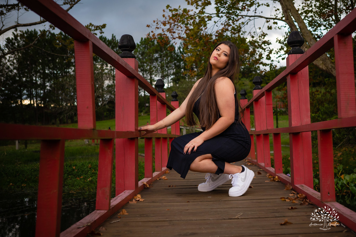 Julia Insaurriaga – Julia 15 Anos – Ensaio – Ensaio Debutante – Chácara da Família Fiss – Debutante – Campo – Felicidade – Chimarrão – Fotografia de Família – Debutante – Pôr do Sol – Vestido – Azul – Antonio Rocha Fotografias – Pelotas – Linda – Viver