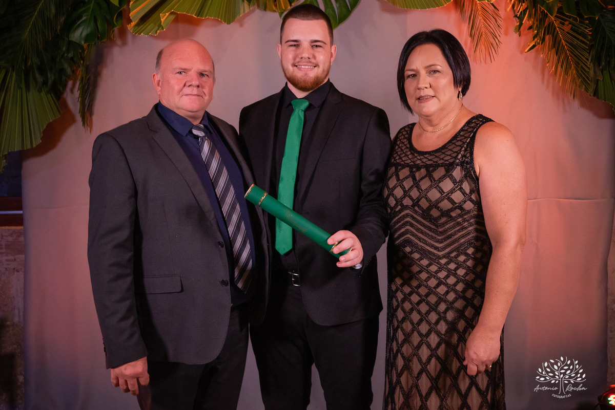 Gabi – Gui – Gabi e Gui – Recepção de Formatura – Formei – Engenharia Civil, Costeira e Portuária – Educação Física – Chácara da Família Fiss – Felicidade – Irmãos – Sorrir – Sorriso – Antonio Rocha Fotografias – Pelotas – Vida Boa – Festão – Noite Linda