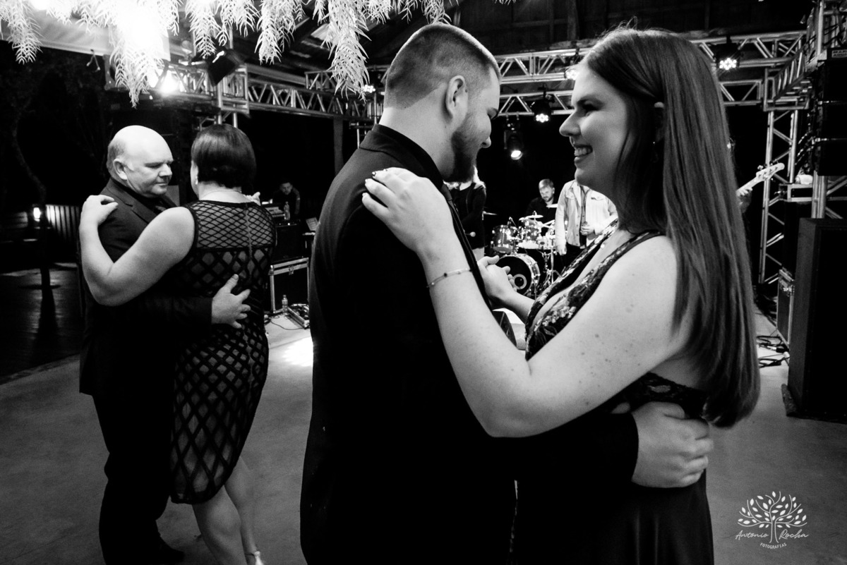 Gabi – Gui – Gabi e Gui – Recepção de Formatura – Formei – Engenharia Civil, Costeira e Portuária – Educação Física – Chácara da Família Fiss – Felicidade – Irmãos – Sorrir – Sorriso – Antonio Rocha Fotografias – Pelotas – Vida Boa – Festão – Noite Linda