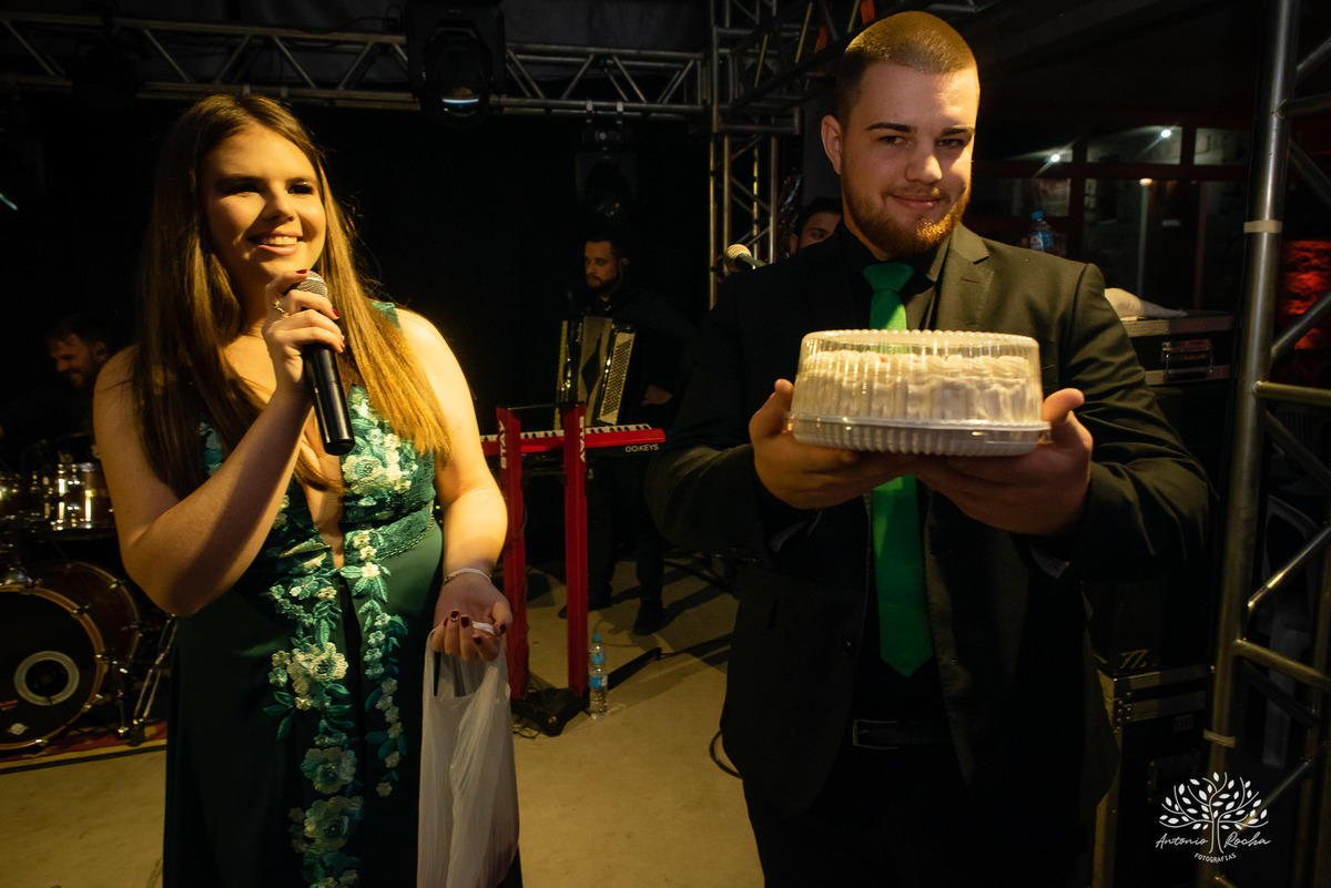 Gabi – Gui – Gabi e Gui – Recepção de Formatura – Formei – Engenharia Civil, Costeira e Portuária – Educação Física – Chácara da Família Fiss – Felicidade – Irmãos – Sorrir – Sorriso – Antonio Rocha Fotografias – Pelotas – Vida Boa – Festão – Noite Linda