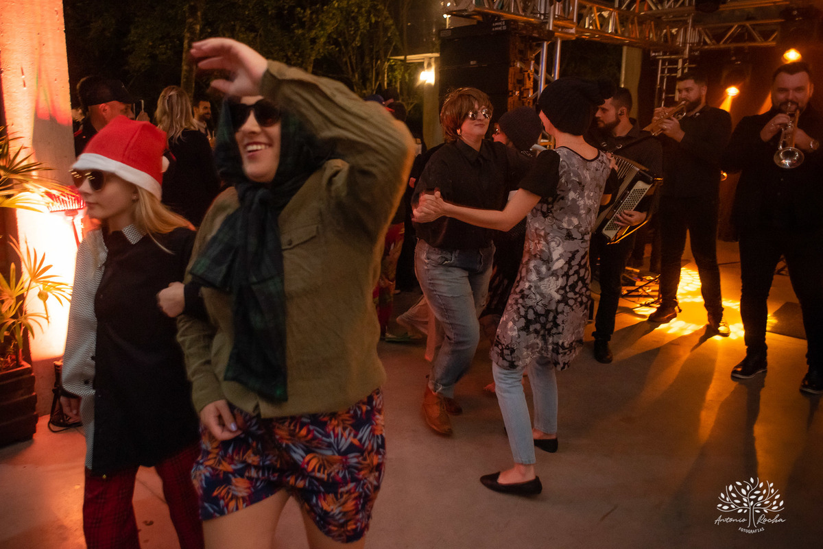 Gabi – Gui – Gabi e Gui – Recepção de Formatura – Formei – Engenharia Civil, Costeira e Portuária – Educação Física – Chácara da Família Fiss – Felicidade – Irmãos – Sorrir – Sorriso – Antonio Rocha Fotografias – Pelotas – Vida Boa – Festão – Noite Linda