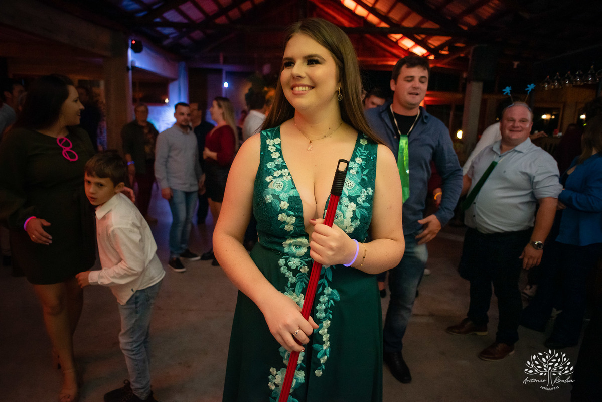 Gabi – Gui – Gabi e Gui – Recepção de Formatura – Formei – Engenharia Civil, Costeira e Portuária – Educação Física – Chácara da Família Fiss – Felicidade – Irmãos – Sorrir – Sorriso – Antonio Rocha Fotografias – Pelotas – Vida Boa – Festão – Noite Linda