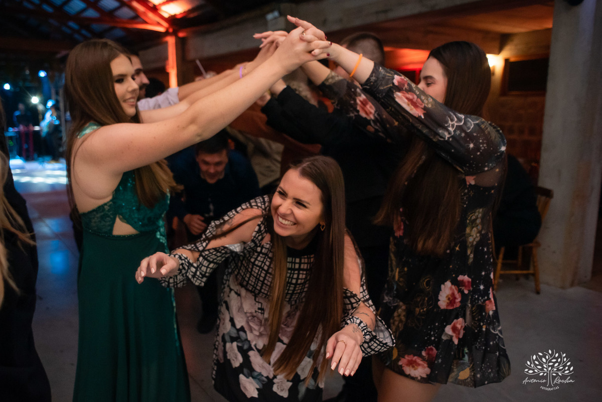 Gabi – Gui – Gabi e Gui – Recepção de Formatura – Formei – Engenharia Civil, Costeira e Portuária – Educação Física – Chácara da Família Fiss – Felicidade – Irmãos – Sorrir – Sorriso – Antonio Rocha Fotografias – Pelotas – Vida Boa – Festão – Noite Linda