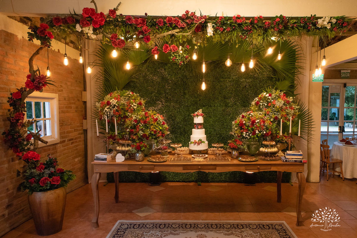 Julia – Júlia 15 Anos – Festa – Festa Debutante – Dom Manuel Quinta de Eventos – Debutante – Campo – Felicidade – Sardas – Fotografia de Família – Debutante – Pôr do Sol – Felicidade – Dourado – Antonio Rocha Fotografias – Pelotas – Quinze Anos – Alegria