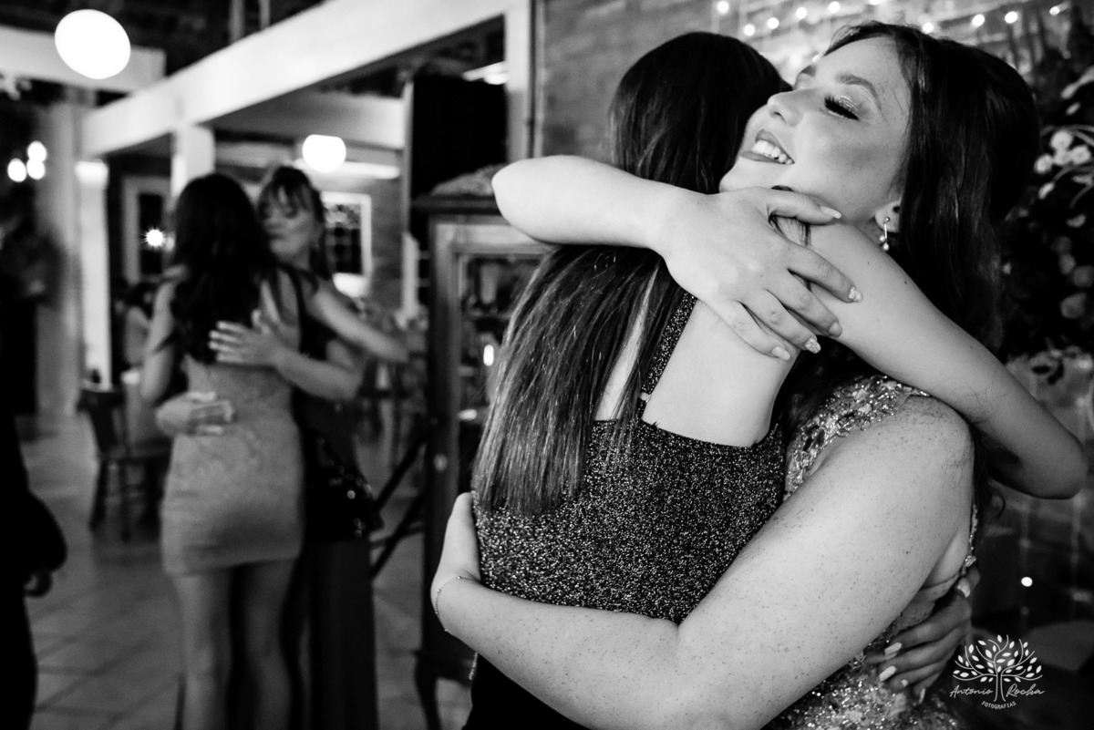 Julia – Júlia 15 Anos – Festa – Festa Debutante – Dom Manuel Quinta de Eventos – Debutante – Campo – Felicidade – Sardas – Fotografia de Família – Debutante – Pôr do Sol – Felicidade – Dourado – Antonio Rocha Fotografias – Pelotas – Quinze Anos – Alegria