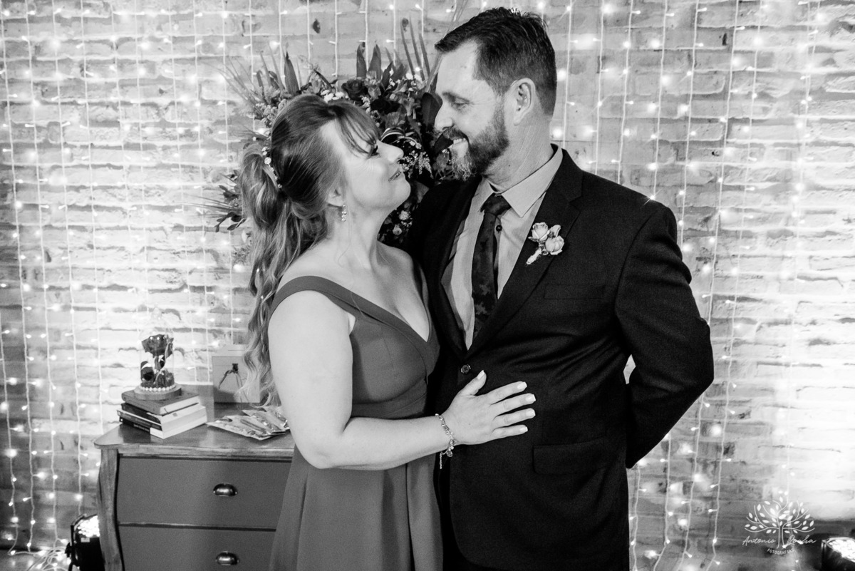 Julia – Júlia 15 Anos – Festa – Festa Debutante – Dom Manuel Quinta de Eventos – Debutante – Campo – Felicidade – Sardas – Fotografia de Família – Debutante – Pôr do Sol – Felicidade – Dourado – Antonio Rocha Fotografias – Pelotas – Quinze Anos – Alegria