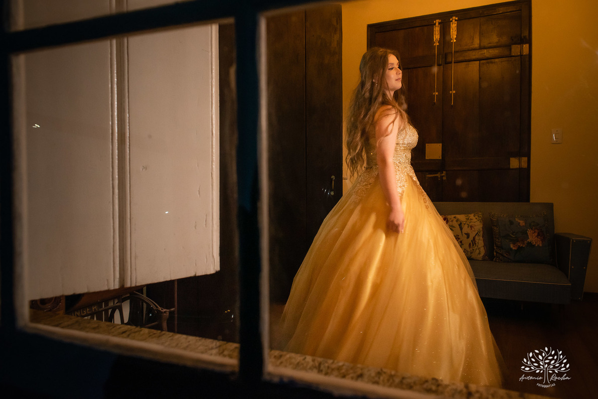 Julia – Júlia 15 Anos – Festa – Festa Debutante – Dom Manuel Quinta de Eventos – Debutante – Campo – Felicidade – Sardas – Fotografia de Família – Debutante – Pôr do Sol – Felicidade – Dourado – Antonio Rocha Fotografias – Pelotas – Quinze Anos – Alegria