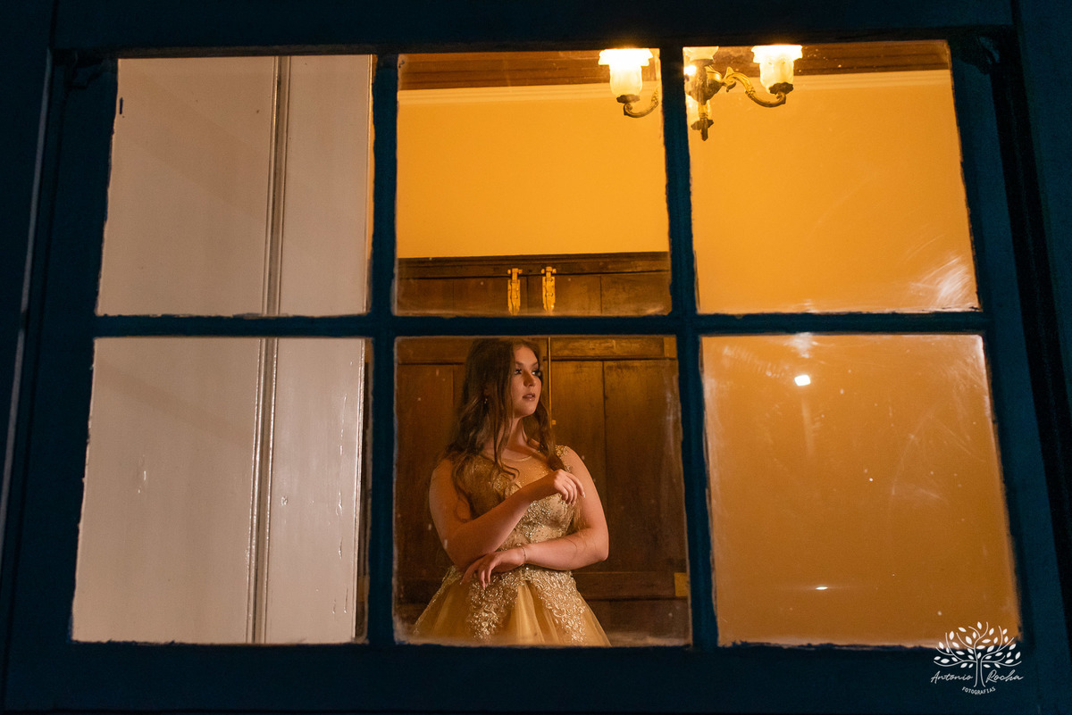 Julia – Júlia 15 Anos – Festa – Festa Debutante – Dom Manuel Quinta de Eventos – Debutante – Campo – Felicidade – Sardas – Fotografia de Família – Debutante – Pôr do Sol – Felicidade – Dourado – Antonio Rocha Fotografias – Pelotas – Quinze Anos – Alegria