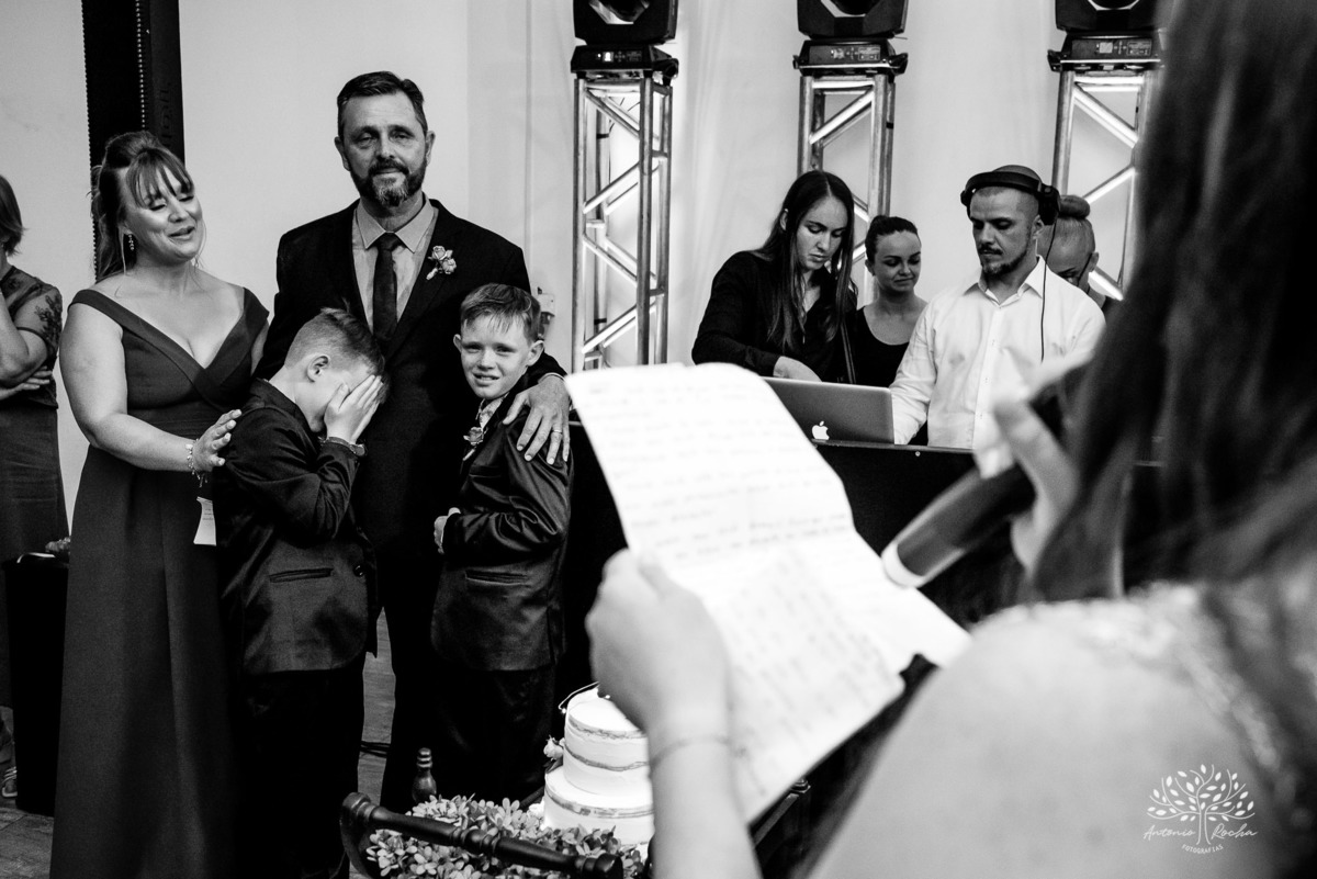 Julia – Júlia 15 Anos – Festa – Festa Debutante – Dom Manuel Quinta de Eventos – Debutante – Campo – Felicidade – Sardas – Fotografia de Família – Debutante – Pôr do Sol – Felicidade – Dourado – Antonio Rocha Fotografias – Pelotas – Quinze Anos – Alegria