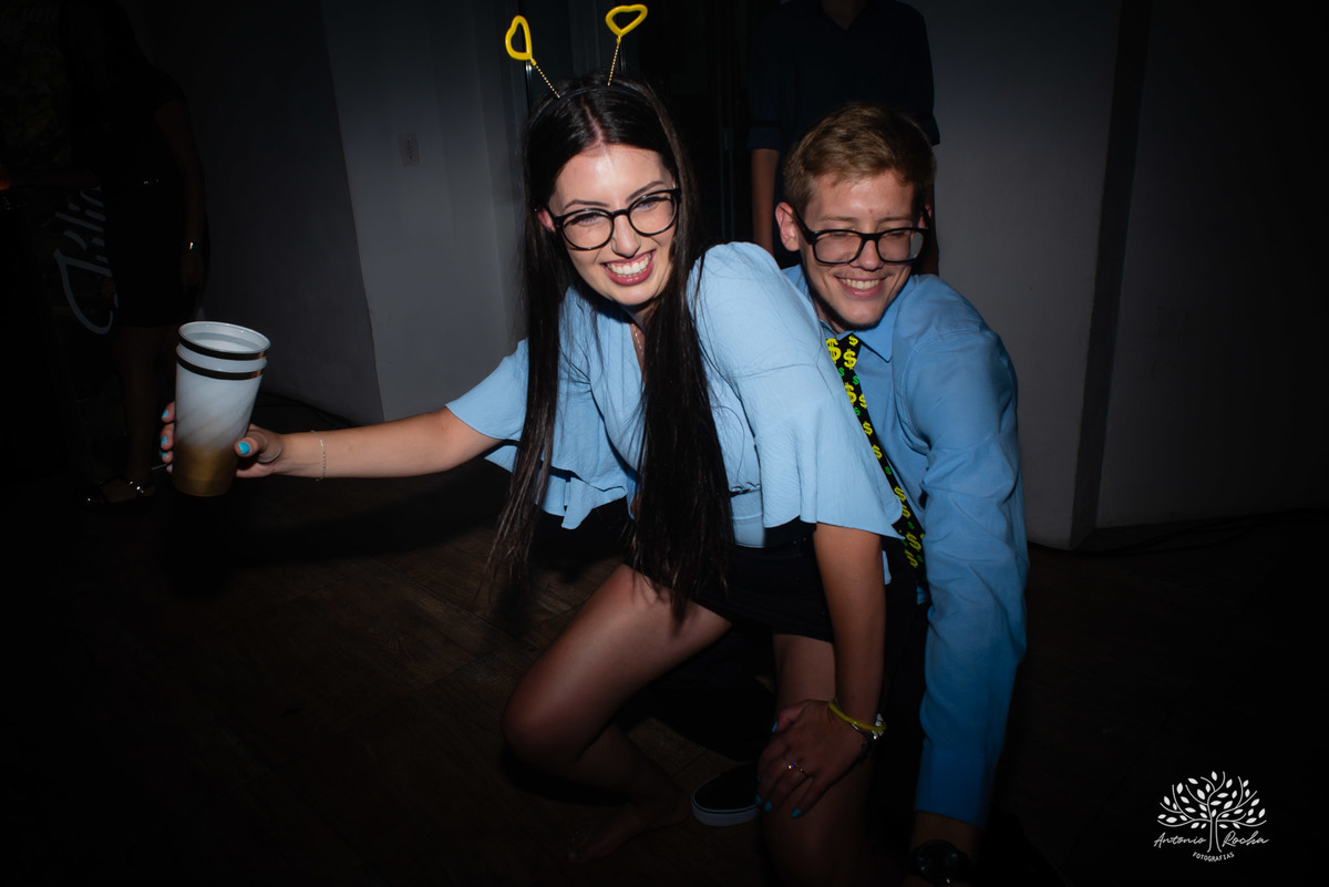 Julia – Júlia 15 Anos – Festa – Festa Debutante – Dom Manuel Quinta de Eventos – Debutante – Campo – Felicidade – Sardas – Fotografia de Família – Debutante – Pôr do Sol – Felicidade – Dourado – Antonio Rocha Fotografias – Pelotas – Quinze Anos – Alegria