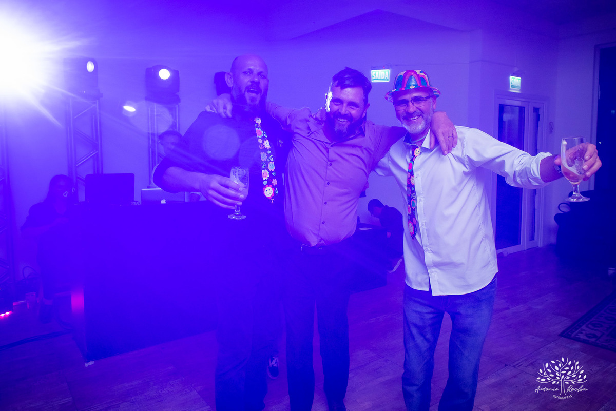 Julia – Júlia 15 Anos – Festa – Festa Debutante – Dom Manuel Quinta de Eventos – Debutante – Campo – Felicidade – Sardas – Fotografia de Família – Debutante – Pôr do Sol – Felicidade – Dourado – Antonio Rocha Fotografias – Pelotas – Quinze Anos – Alegria