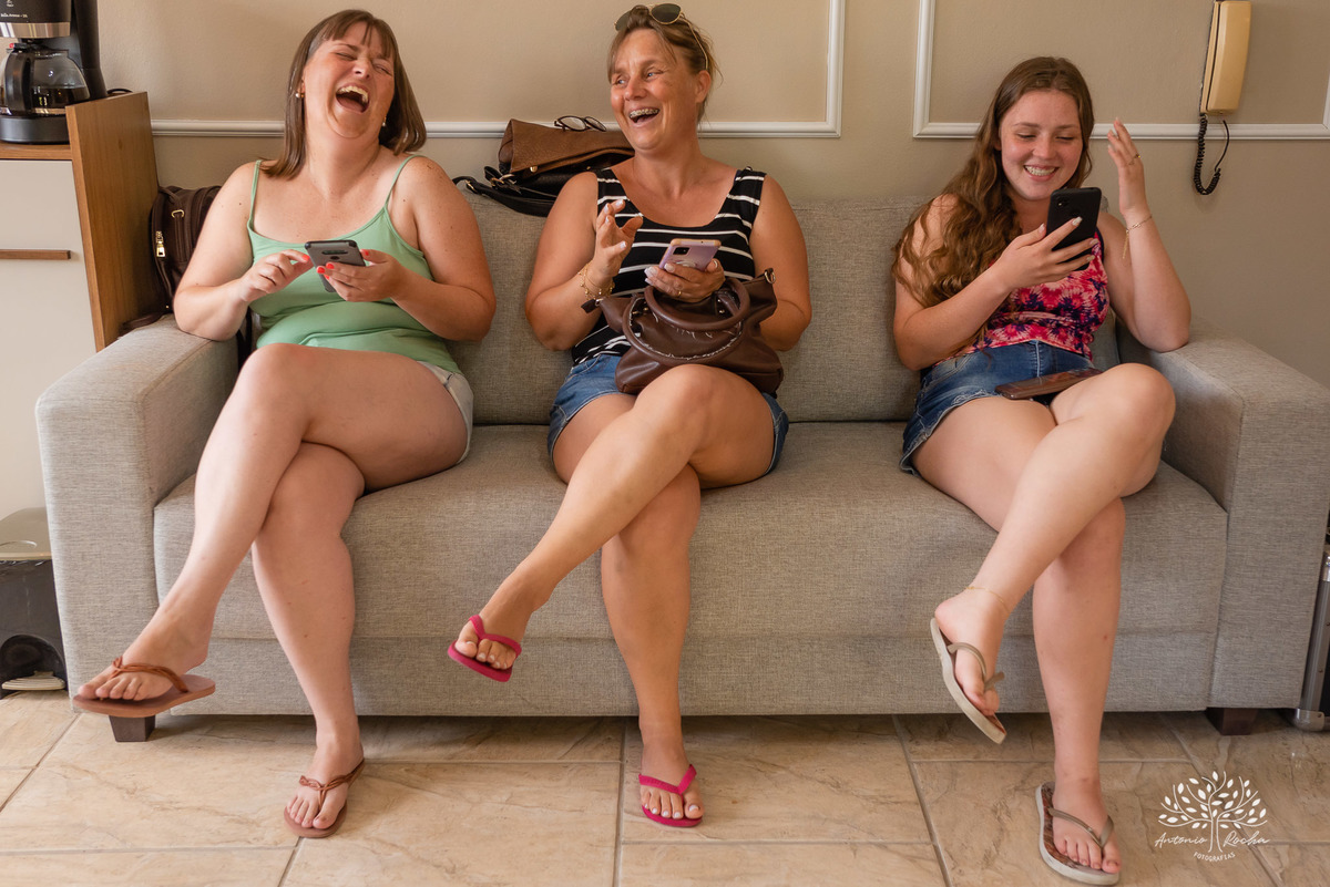 Julia – Júlia 15 Anos – Festa – Festa Debutante – Dom Manuel Quinta de Eventos – Debutante – Campo – Felicidade – Sardas – Fotografia de Família – Debutante – Pôr do Sol – Felicidade – Dourado – Antonio Rocha Fotografias – Pelotas – Quinze Anos – Alegria