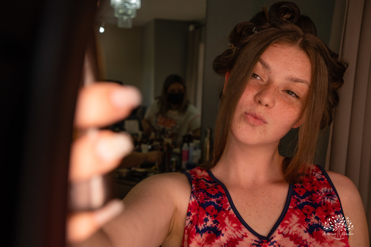 Julia – Júlia 15 Anos – Festa – Festa Debutante – Dom Manuel Quinta de Eventos – Debutante – Campo – Felicidade – Sardas – Fotografia de Família – Debutante – Pôr do Sol – Felicidade – Dourado – Antonio Rocha Fotografias – Pelotas – Quinze Anos – Alegria