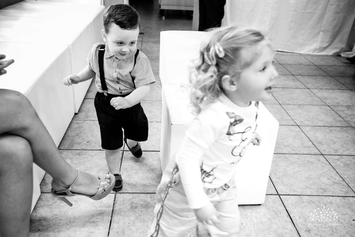 Lívia – Lívia 15 Anos – Ensaio – Ensaio Debutante – Casa da Amizade – Debutante – Campo – Felicidade – Associação Rural de Pelotas – Azul – Fotografia de Família – Debutante – Cantora – Vestido – Lacrou – Antonio Rocha Fotografias – Pelotas – Linda