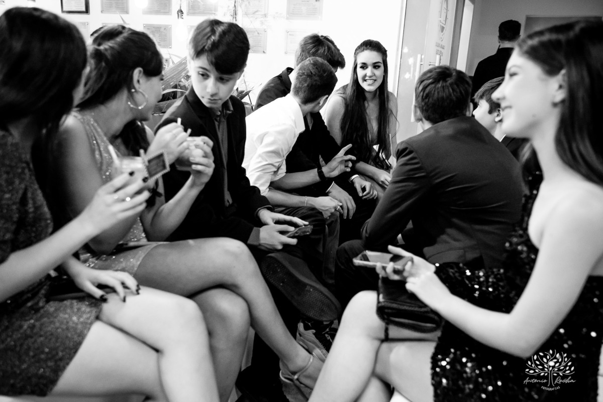 Lívia – Lívia 15 Anos – Ensaio – Ensaio Debutante – Casa da Amizade – Debutante – Campo – Felicidade – Associação Rural de Pelotas – Azul – Fotografia de Família – Debutante – Cantora – Vestido – Lacrou – Antonio Rocha Fotografias – Pelotas – Linda