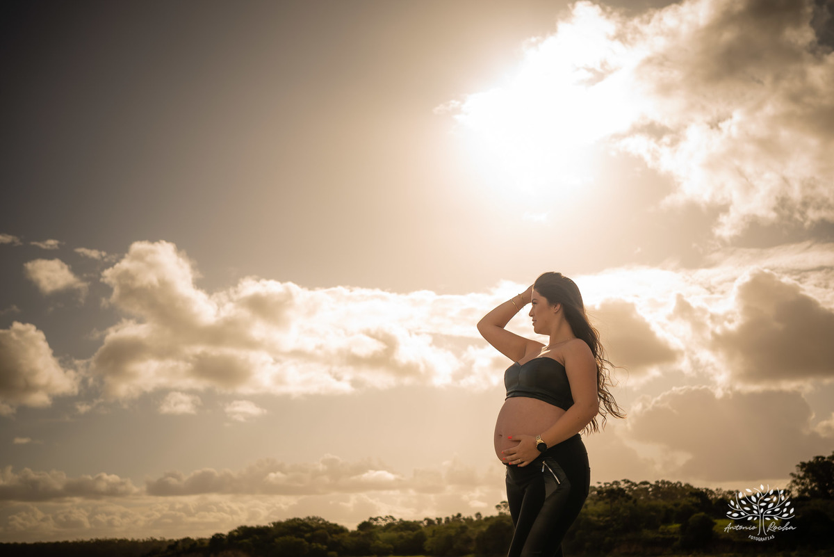Caroline – Róger – Francisco – Morada do Sol – Tarde de Sol – Campo – Gestante – Grávida – Ensaio Gestante – Felicidade – Amor – Menino – Vida – Gaúcho – Pelotas – Campo – Caroline + Róger = Francisco – Antonio Rocha Fotografias – Família Linda – Cavalos 