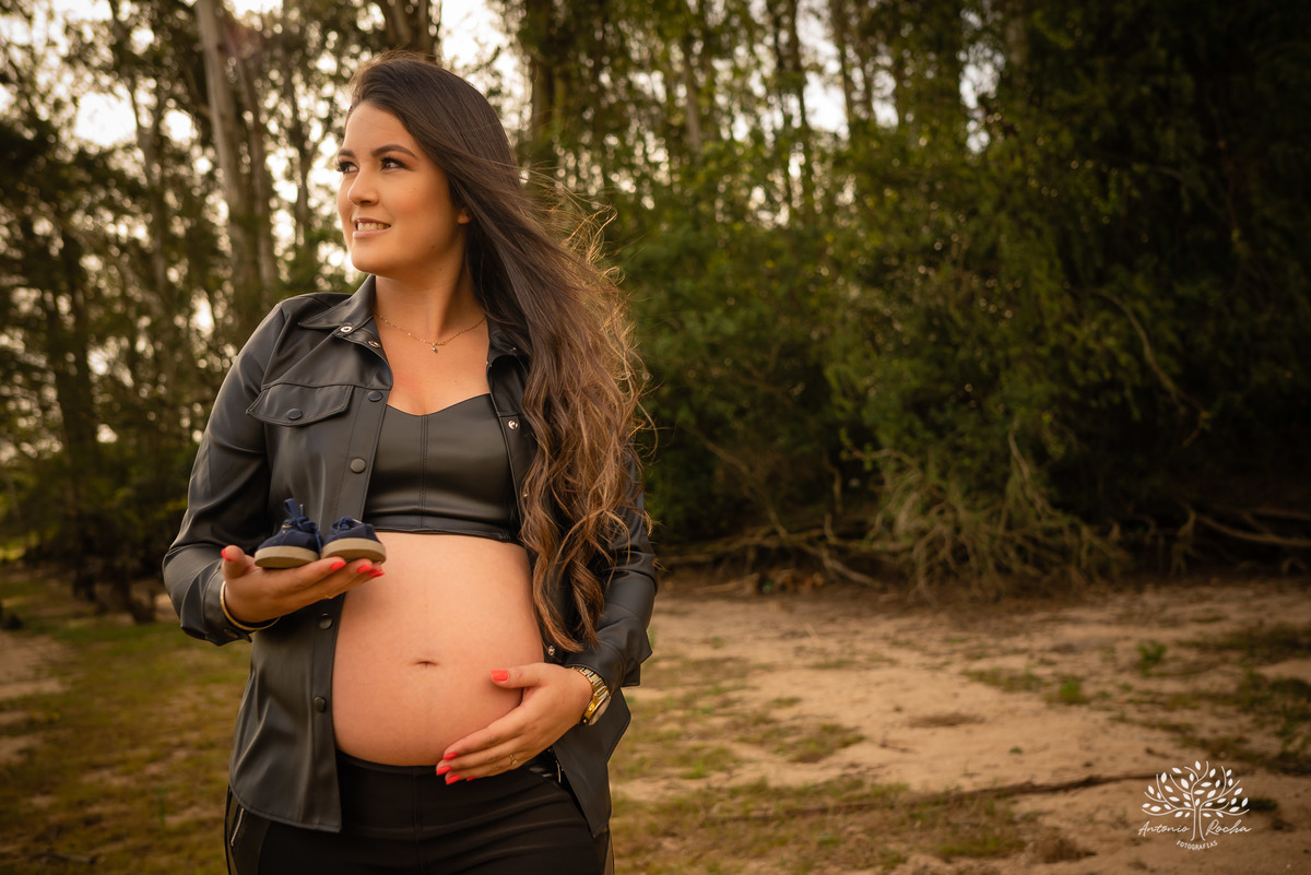 Caroline – Róger – Francisco – Morada do Sol – Tarde de Sol – Campo – Gestante – Grávida – Ensaio Gestante – Felicidade – Amor – Menino – Vida – Gaúcho – Pelotas – Campo – Caroline + Róger = Francisco – Antonio Rocha Fotografias – Família Linda – Cavalos 