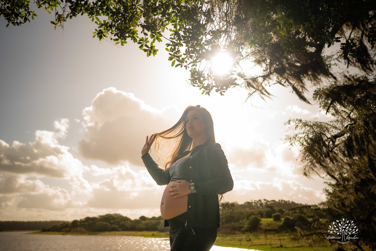 Caroline – Róger – Francisco – Morada do Sol – Tarde de Sol – Campo – Gestante – Grávida – Ensaio Gestante – Felicidade – Amor – Menino – Vida – Gaúcho – Pelotas – Campo – Caroline + Róger = Francisco – Antonio Rocha Fotografias – Família Linda – Cavalos 