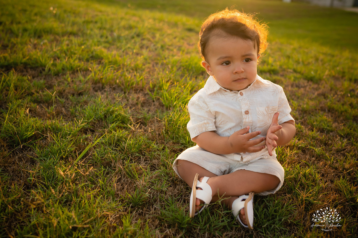 Valentim – Priscila + Ivan = Valentim – Alphaville – Tarde de Sol – Valentim Primeiro Aninho – Infantil – Criança – Ensaio Infantil – Felicidade – Amor – Vida – Pelotas – Trio– Antonio Rocha Fotografias – Família Linda – Fotografia de Família – Pet – Vovó