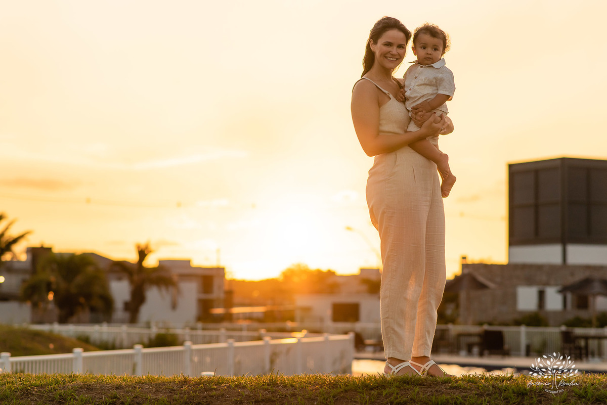 Valentim – Priscila + Ivan = Valentim – Alphaville – Tarde de Sol – Valentim Primeiro Aninho – Infantil – Criança – Ensaio Infantil – Felicidade – Amor – Vida – Pelotas – Trio– Antonio Rocha Fotografias – Família Linda – Fotografia de Família – Pet – Vovó