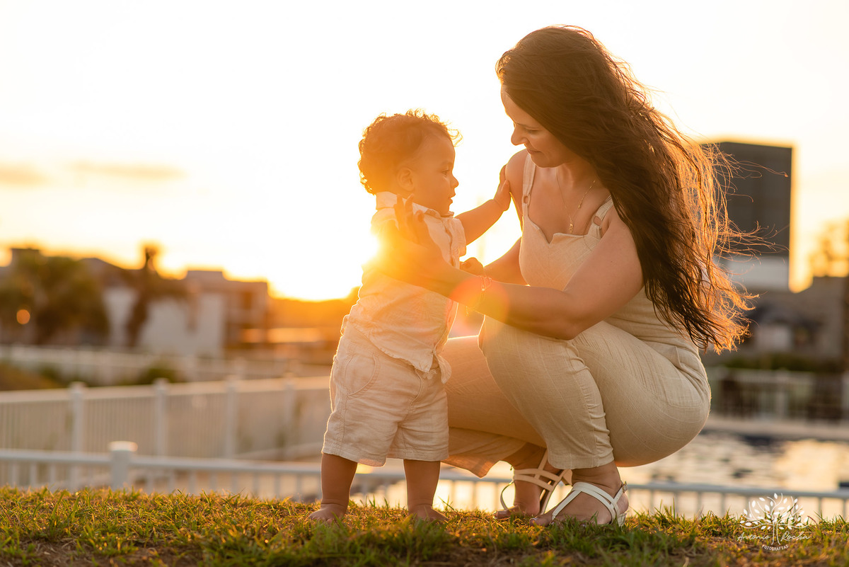 Valentim – Priscila + Ivan = Valentim – Alphaville – Tarde de Sol – Valentim Primeiro Aninho – Infantil – Criança – Ensaio Infantil – Felicidade – Amor – Vida – Pelotas – Trio– Antonio Rocha Fotografias – Família Linda – Fotografia de Família – Pet – Vovó