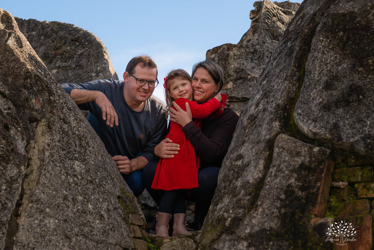 Cecília – Cecília 3 Anos – 3 Anos – Baronesa – Manhã de Sol – Infantil – Criança – Ensaio Infantil – Felicidade – Amor – Vida – Pelotas – Mickey e Minie – Dia Comum – Coisas Simples – Antonio Rocha Fotografias – Família Linda – Fotografia de Família – Sol