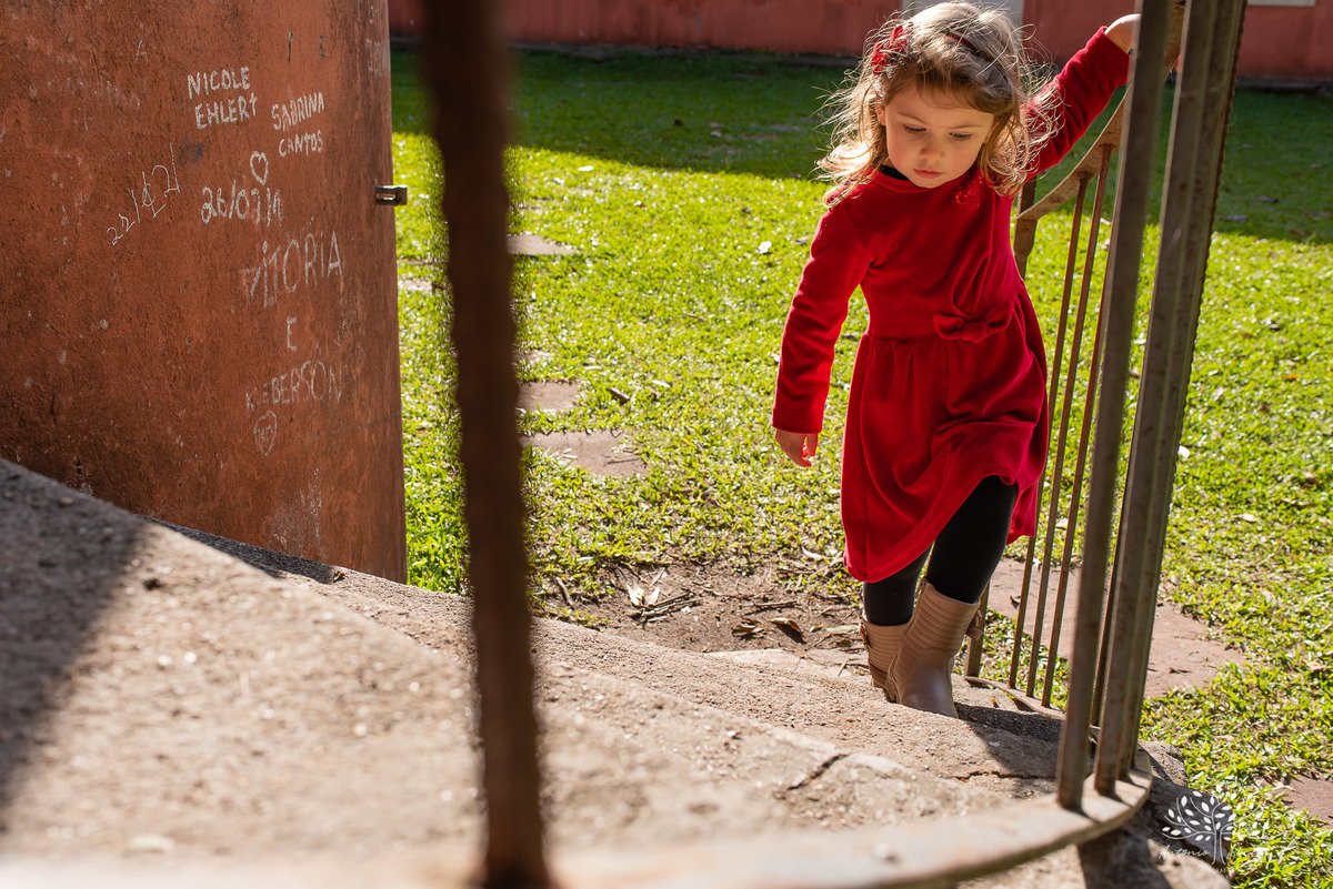 Cecília – Cecília 3 Anos – 3 Anos – Baronesa – Manhã de Sol – Infantil – Criança – Ensaio Infantil – Felicidade – Amor – Vida – Pelotas – Mickey e Minie – Dia Comum – Coisas Simples – Antonio Rocha Fotografias – Família Linda – Fotografia de Família – Sol