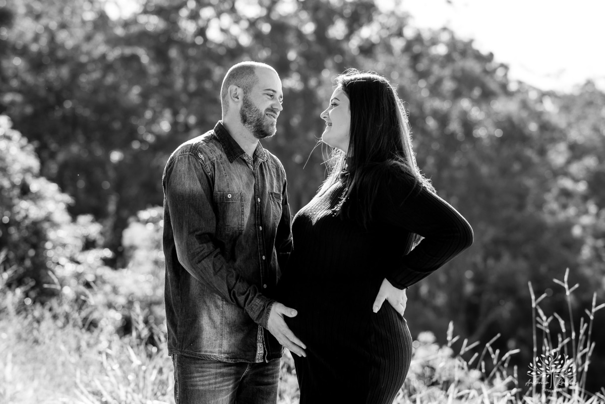 Amanda + Jonathan = Ayla – Capão do Leão – Tarde de Sol – Campo – Pedreiras – Gestante – Grávida – Ensaio Gestante – Felicidade – Amor – Menina – Vida – Pelotas – Antonio Rocha Fotografias – Família Linda – Moto – Juntos – Família – Fotografia de Família 