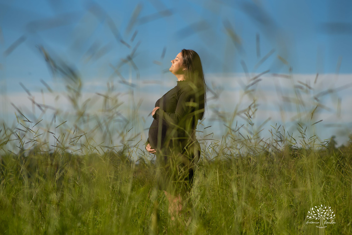 Amanda + Jonathan = Ayla – Capão do Leão – Tarde de Sol – Campo – Pedreiras – Gestante – Grávida – Ensaio Gestante – Felicidade – Amor – Menina – Vida – Pelotas – Antonio Rocha Fotografias – Família Linda – Moto – Juntos – Família – Fotografia de Família 
