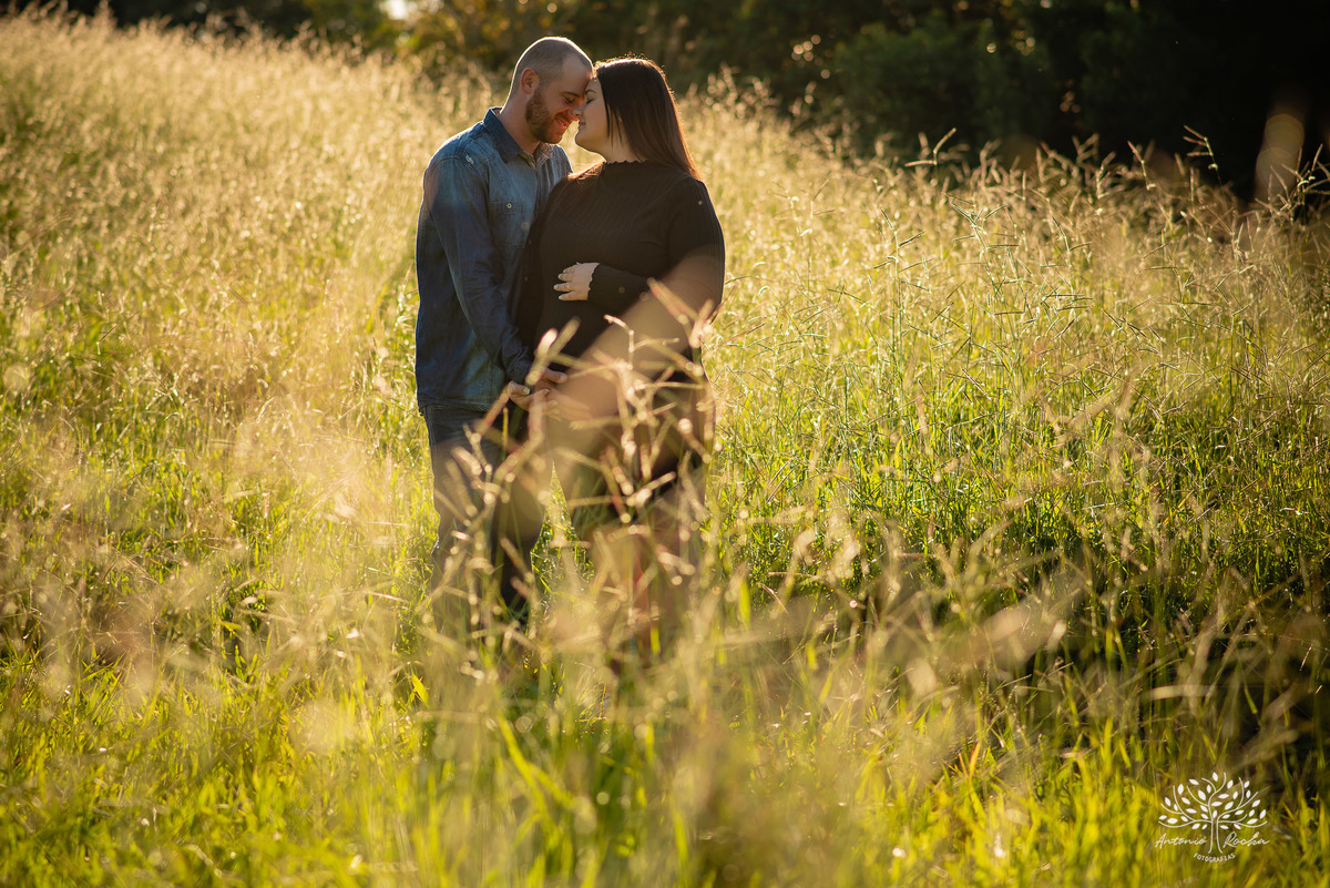 Amanda + Jonathan = Ayla – Capão do Leão – Tarde de Sol – Campo – Pedreiras – Gestante – Grávida – Ensaio Gestante – Felicidade – Amor – Menina – Vida – Pelotas – Antonio Rocha Fotografias – Família Linda – Moto – Juntos – Família – Fotografia de Família 