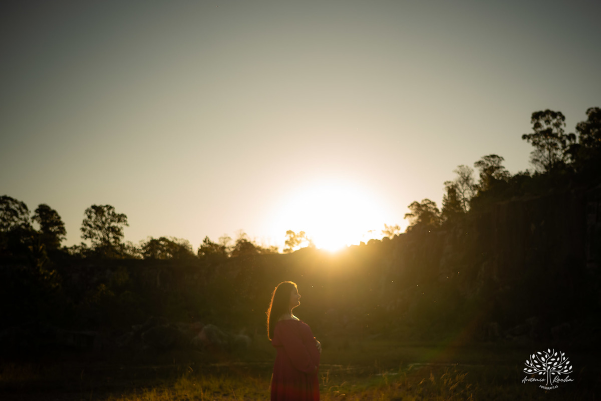 Amanda + Jonathan = Ayla – Capão do Leão – Tarde de Sol – Campo – Pedreiras – Gestante – Grávida – Ensaio Gestante – Felicidade – Amor – Menina – Vida – Pelotas – Antonio Rocha Fotografias – Família Linda – Moto – Juntos – Família – Fotografia de Família 
