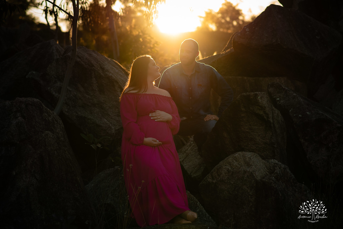Amanda + Jonathan = Ayla – Capão do Leão – Tarde de Sol – Campo – Pedreiras – Gestante – Grávida – Ensaio Gestante – Felicidade – Amor – Menina – Vida – Pelotas – Antonio Rocha Fotografias – Família Linda – Moto – Juntos – Família – Fotografia de Família 