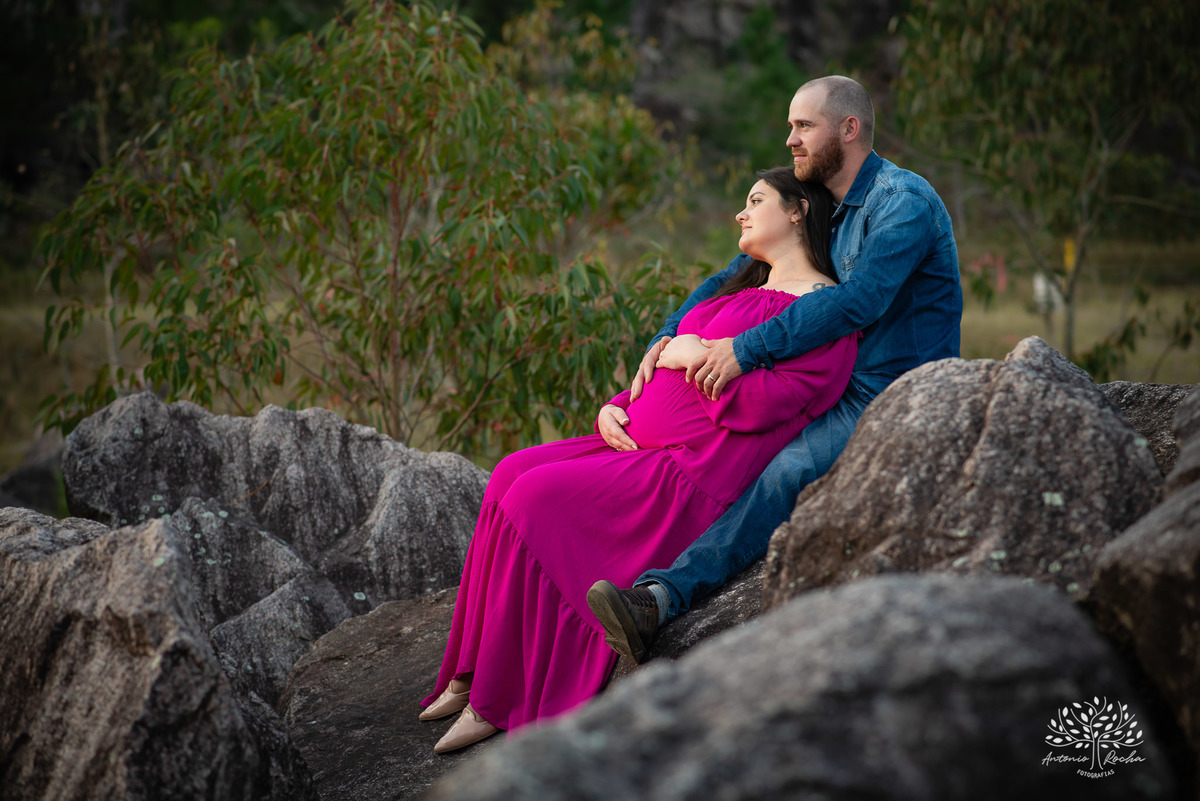 Amanda + Jonathan = Ayla – Capão do Leão – Tarde de Sol – Campo – Pedreiras – Gestante – Grávida – Ensaio Gestante – Felicidade – Amor – Menina – Vida – Pelotas – Antonio Rocha Fotografias – Família Linda – Moto – Juntos – Família – Fotografia de Família 