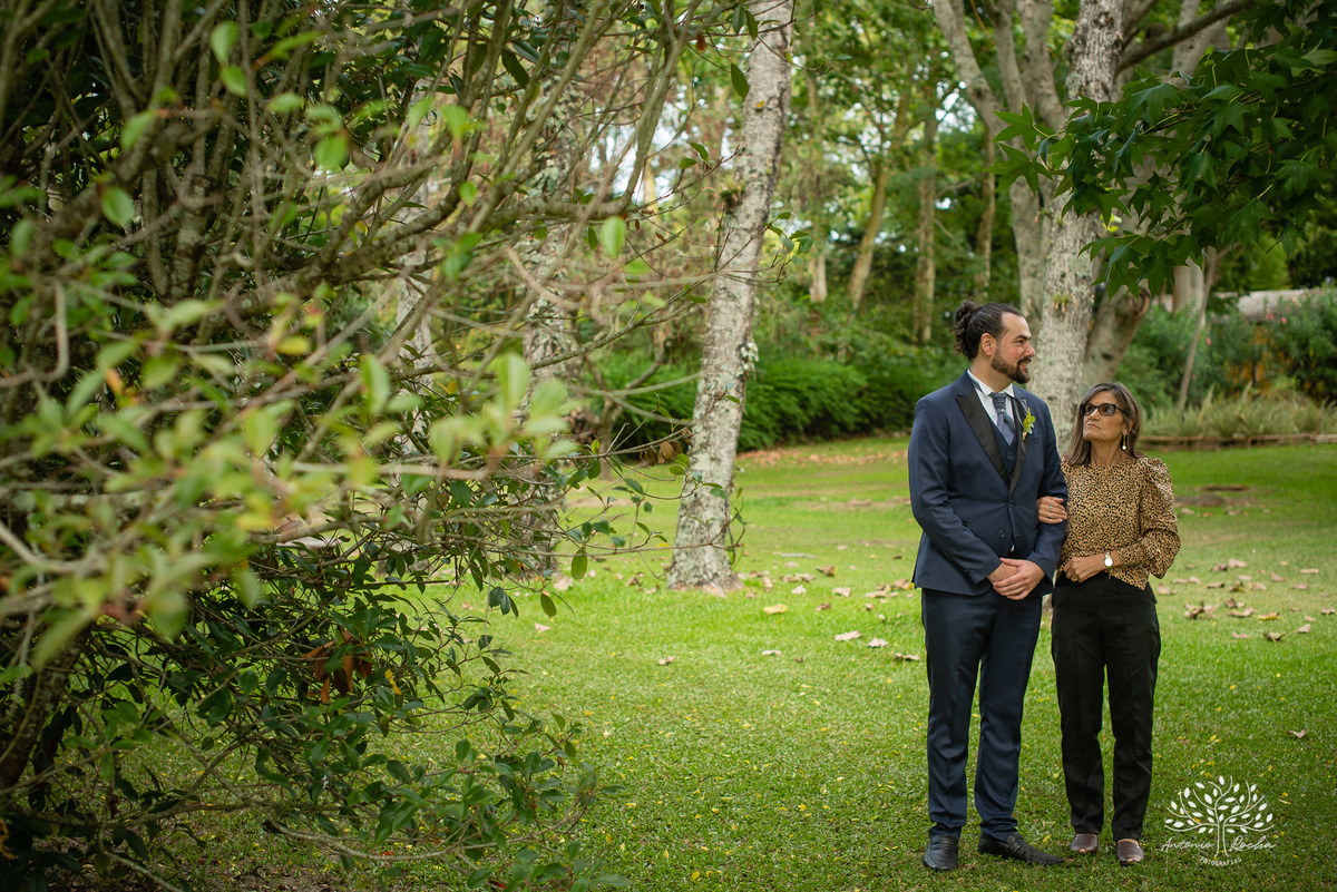 Flávia e Cristiano – Casamento – Casamento Ar Livre – Charqueada Boa Vista – Ar Livre – Campo – Felicidade – Amor – Fotografia de Casamento – Juntos – Amanhecer – Dia Especial – Vida – Celebração – Intimo – Luterano – Antonio Rocha Fotografias – Pelotas